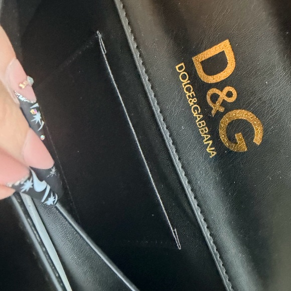 NEW DG Logo Black inspired Crossbody Bag with Gold Chain - Picture 3 of 5